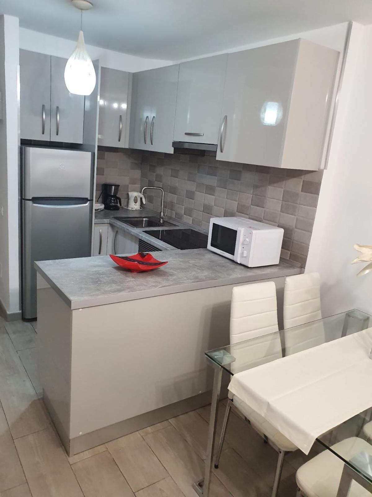 Torres Del Sol Apartment *