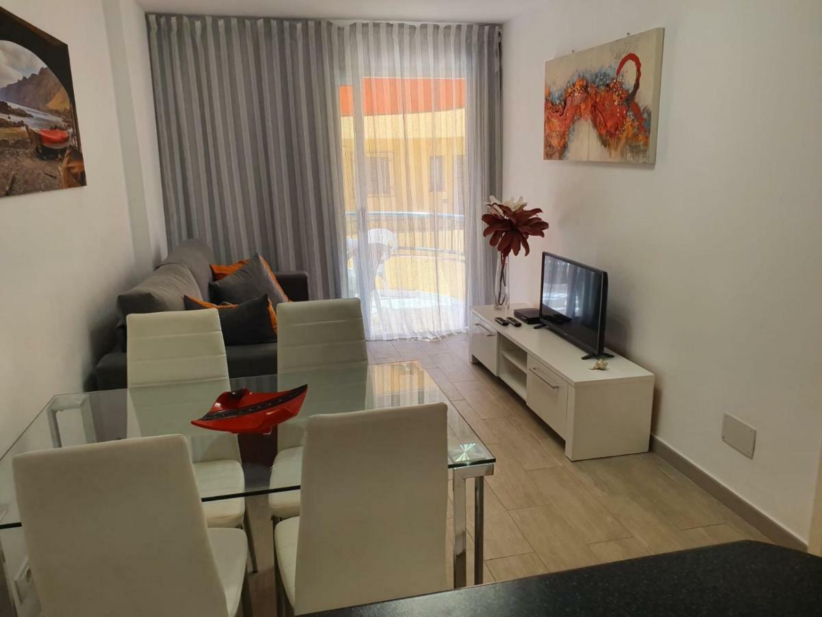 Torres Del Sol Apartment *